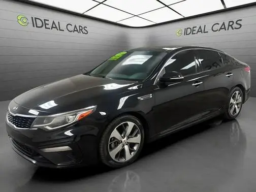 2019 Kia Optima S FWD photo