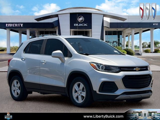 2020 Chevrolet Trax LT FWD photo