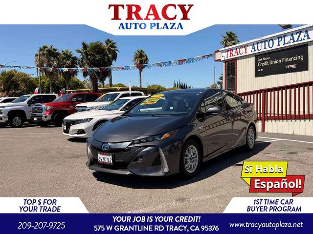 2020 Toyota Prius Prime XLE FWD photo