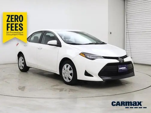 2018 Toyota Corolla LE FWD photo