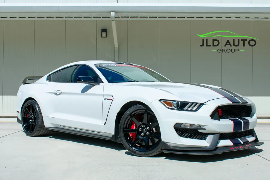 2019 Ford Mustang Shelby GT350R RWD photo