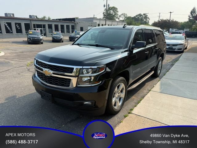 2020 Chevrolet Suburban LT 4WD photo