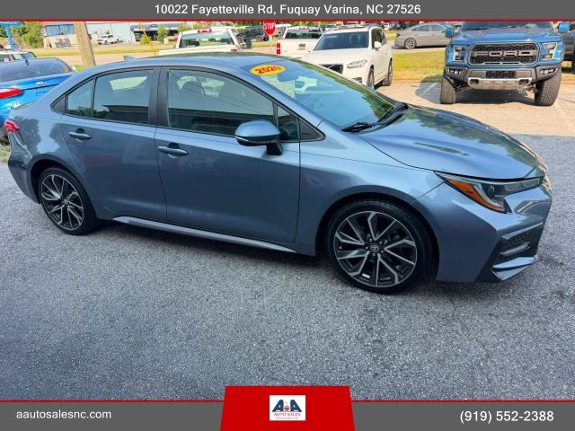 2020 Toyota Corolla SE FWD photo