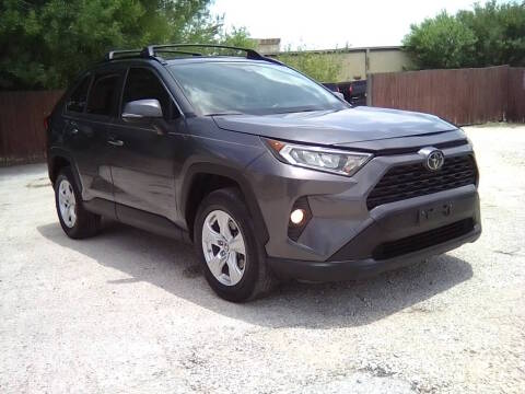 2019 Toyota RAV4 XLE FWD photo
