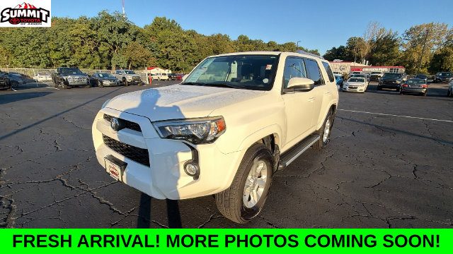 2016 Toyota 4Runner SR5 4WD photo