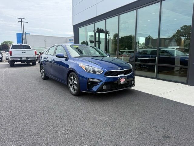 2020 Kia Forte LXS FWD photo