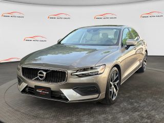 2019 Volvo S60 Momentum AWD photo