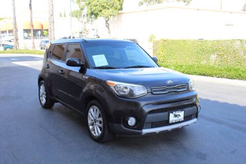 2019 Kia Soul + FWD photo