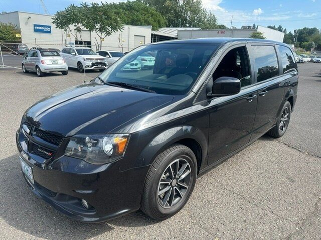 2018 Dodge Grand Caravan SE Plus FWD photo