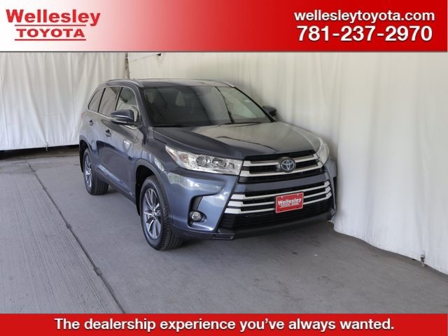 2019 Toyota Highlander Hybrid XLE AWD photo