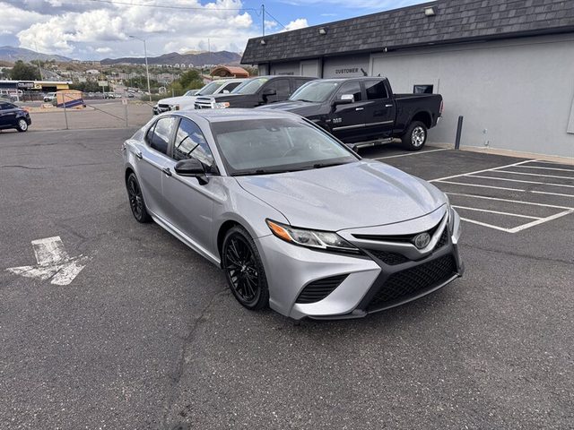 2019 Toyota Camry SE FWD photo