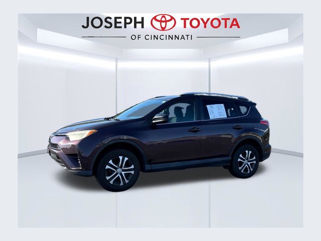 2016 Toyota RAV4 LE AWD photo