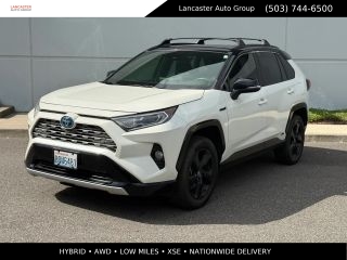 2019 Toyota RAV4 Hybrid XSE AWD photo