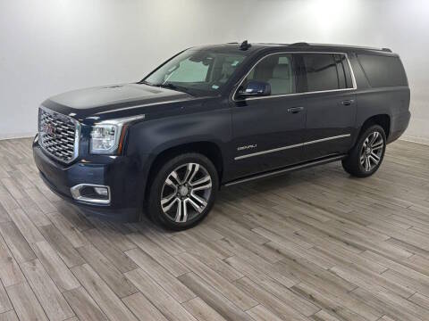 2020 GMC Yukon XL Denali 4WD photo