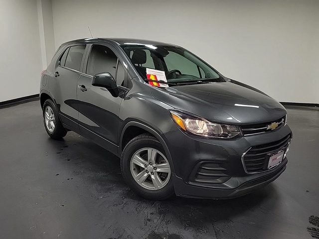 2020 Chevrolet Trax LS FWD photo
