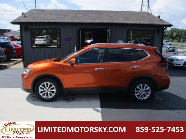 2019 Nissan Rogue SV FWD photo
