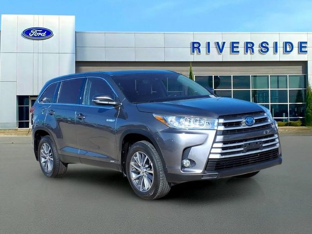 2019 Toyota Highlander Hybrid XLE AWD photo