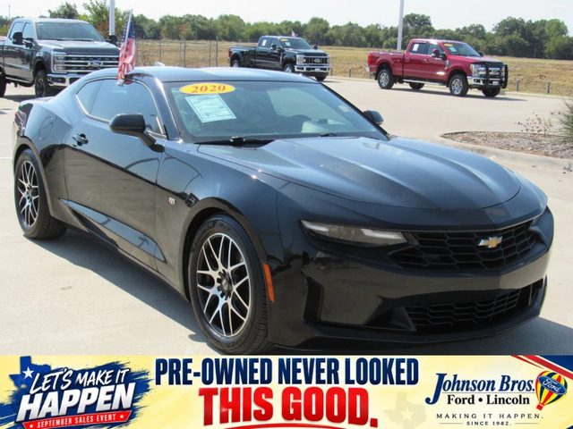 2020 Chevrolet Camaro 1LT RWD photo