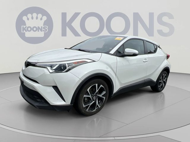 2019 Toyota C-HR XLE FWD photo