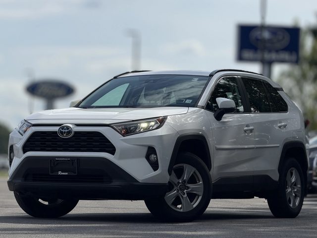 2019 Toyota RAV4 XLE AWD photo