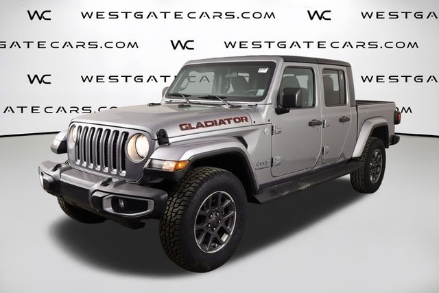 2020 Jeep Gladiator Overland 4WD photo