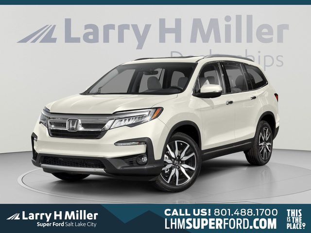 2019 Honda Pilot Touring 8-Passenger AWD photo