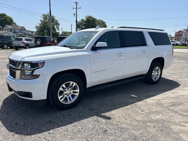 2019 Chevrolet Suburban LT 4WD photo