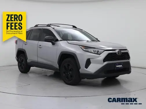 2019 Toyota RAV4 LE FWD photo