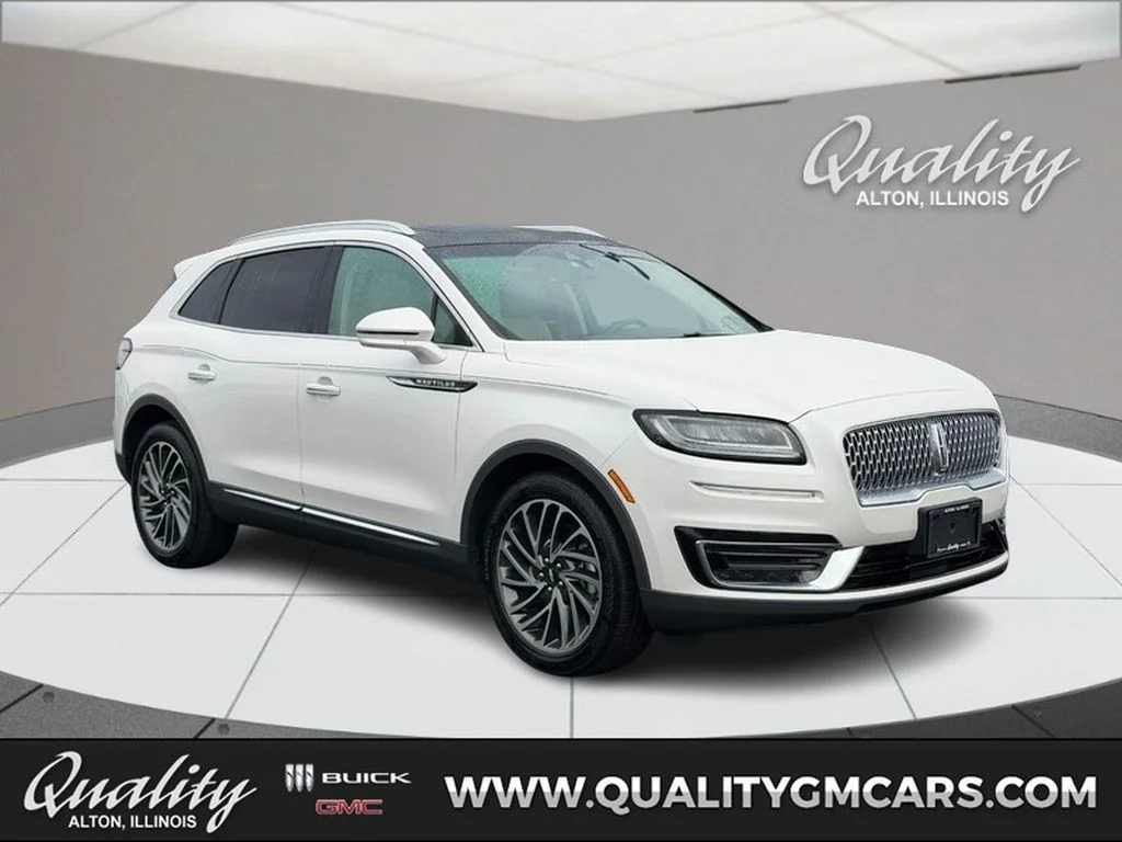 2019 Lincoln Nautilus Reserve FWD photo