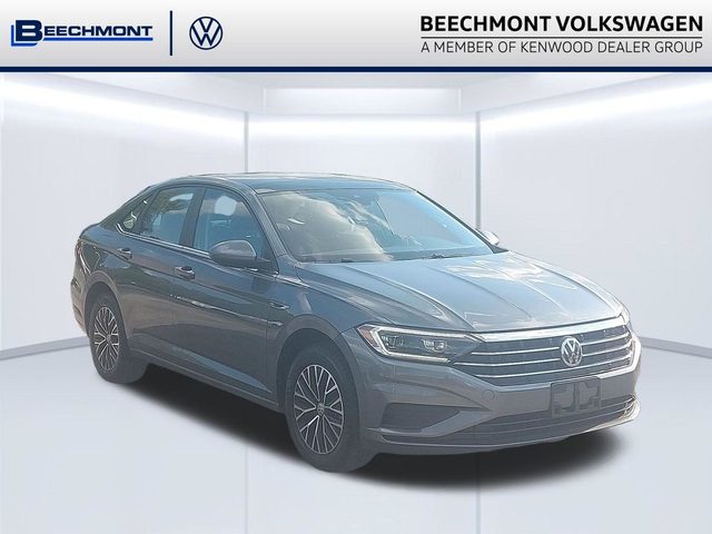 2019 Volkswagen Jetta SEL FWD photo