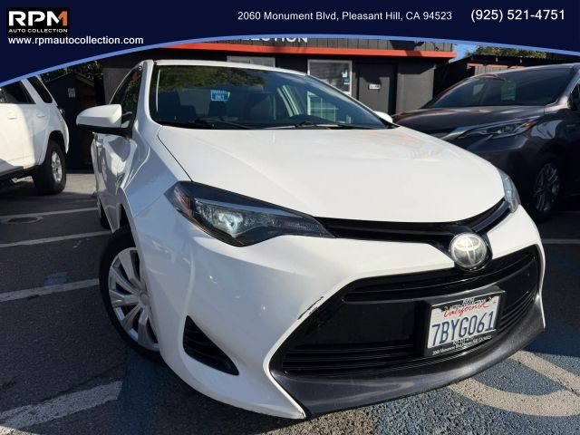 2018 Toyota Corolla LE FWD photo