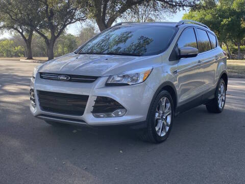 2015 Ford Escape Titanium FWD photo