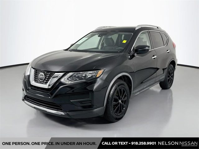 2019 Nissan Rogue SV AWD photo