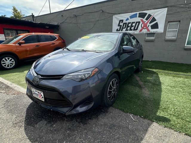2019 Toyota Corolla LE FWD photo