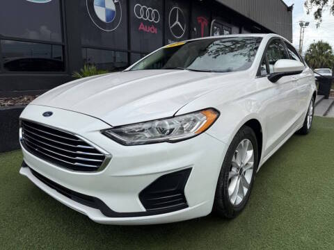 2020 Ford Fusion SE FWD photo