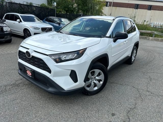 2019 Toyota RAV4 LE AWD photo