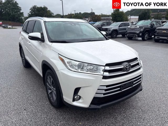 2019 Toyota Highlander XLE AWD photo
