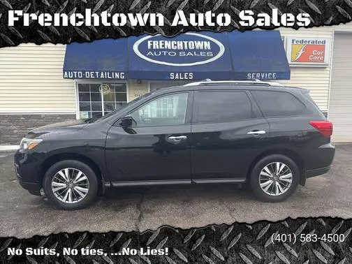 2019 Nissan Pathfinder S 4WD photo