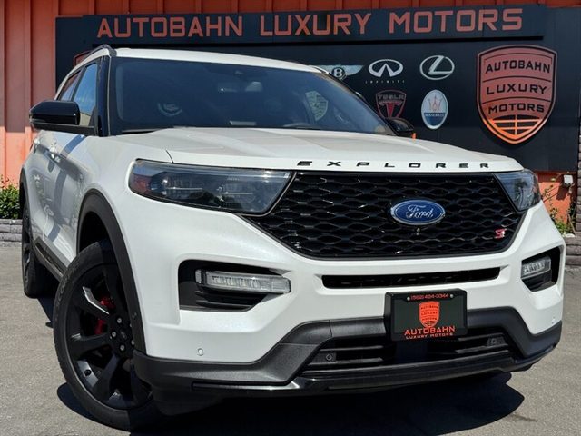2020 Ford Explorer ST 4WD photo