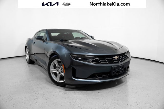 2020 Chevrolet Camaro 1LT RWD photo