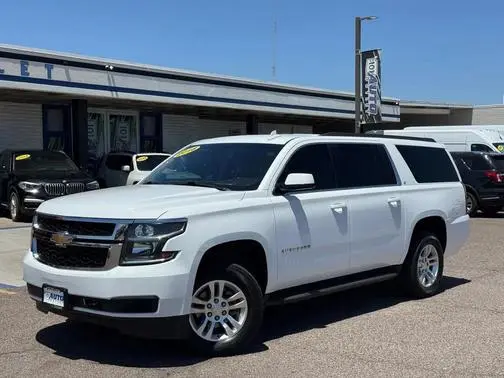 2018 Chevrolet Suburban LT 4WD photo