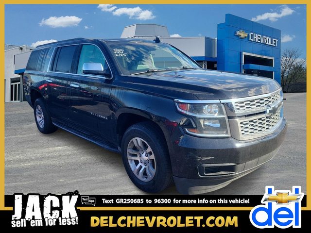 2016 Chevrolet Suburban LT RWD photo