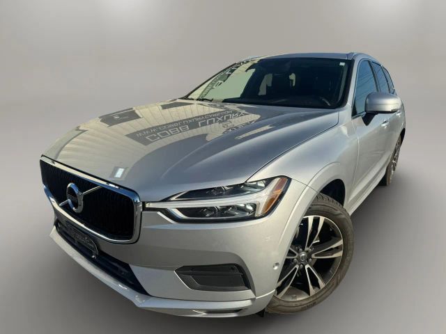 2019 Volvo XC60 Momentum AWD photo