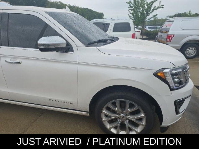 2019 Ford Expedition Platinum 4WD photo