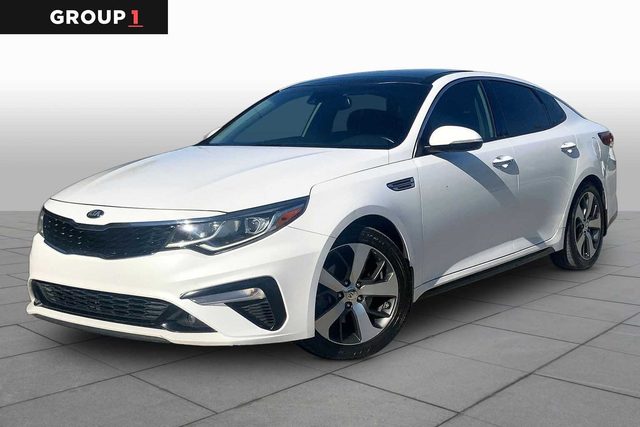 2019 Kia Optima S FWD photo