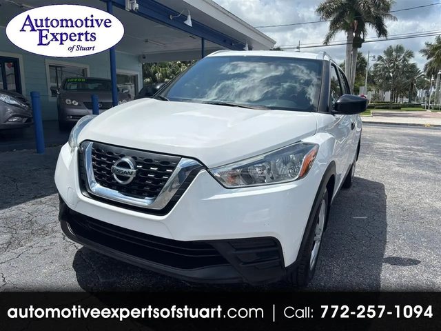 2019 Nissan Kicks S FWD photo