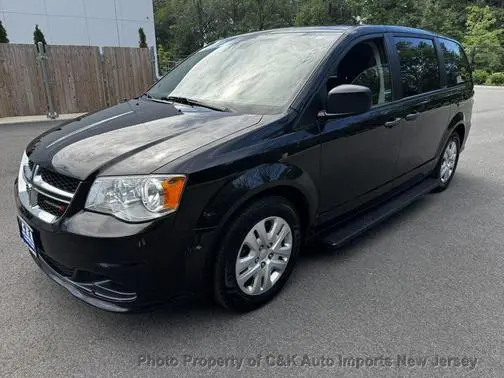 2019 Dodge Grand Caravan SE FWD photo