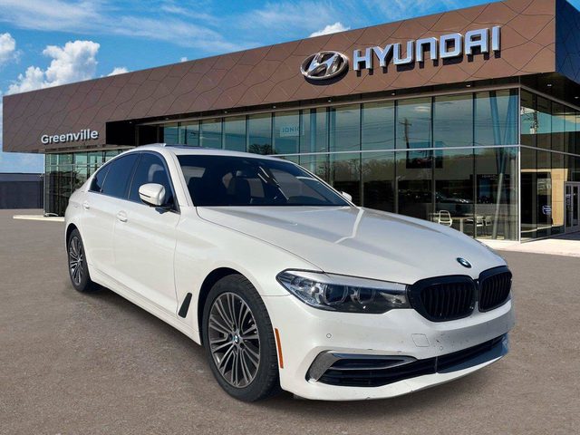 2019 BMW 5 Series 540i RWD photo