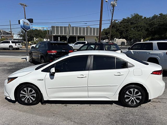 2020 Toyota Corolla Hybrid LE FWD photo