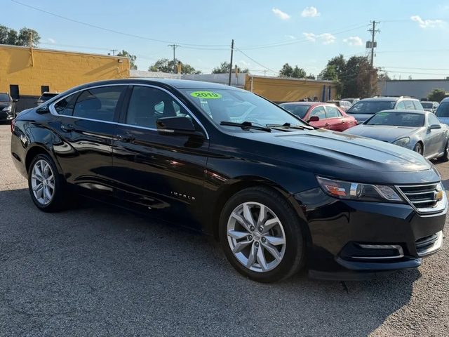 2019 Chevrolet Impala LT FWD photo